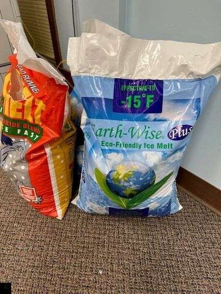 3 bags of ice melt