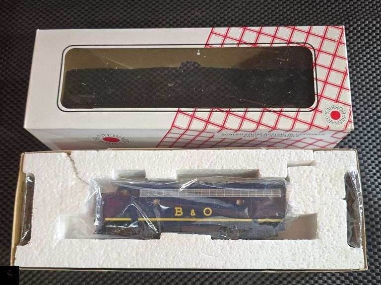 Stewart Hobbies HO Scale F7 Phase I A/B Set B & O