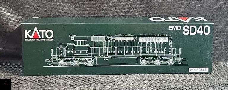 Kato EMD SD40 Conrail #6324 HO Scale Locomotive