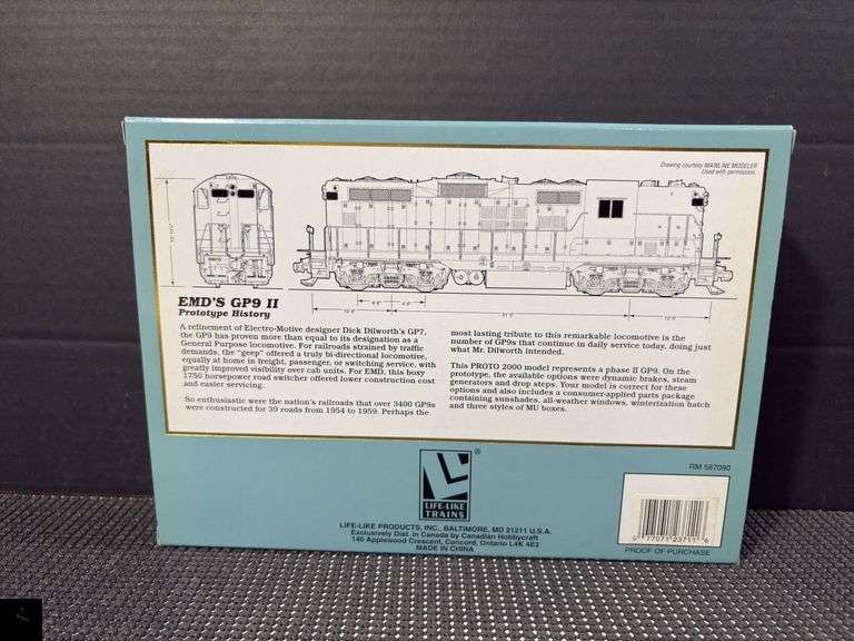 Proto 2000 Series GP9 II Locomotive, SP 5603, HO Scale