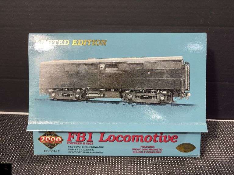 Proto 2000 Series FB1 Locomotive NYC Powered B Unit 3304 HO Scale