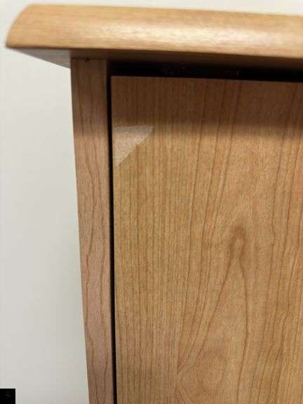 Storage cabinet with door and drawer