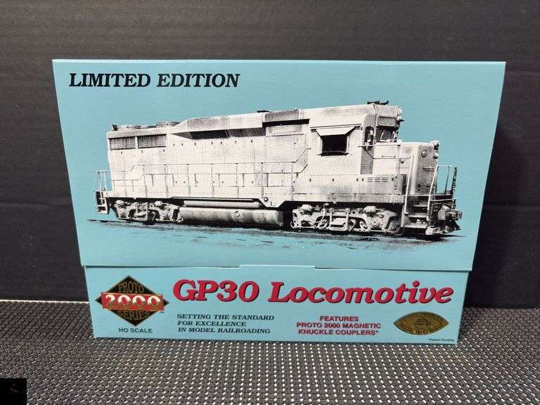 Proto 2000 Series GP30 Locomotive - AT&SF 3200 - HO Scale