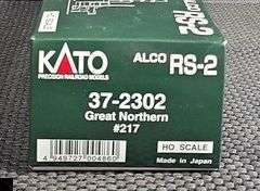 Kato HO Scale Alco RS-2 Locomotive Great Northern #217