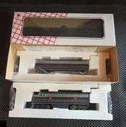 Stewart Hobbies HO Scale F3 Phase IV A/B Set - Baltimore & Ohio Locomotive