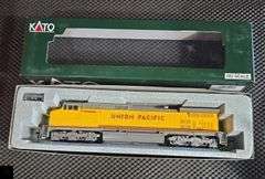 Kato HO Scale GE C44-9W "Dash 9" Union Pacific Locomotive