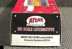 Atlas GE U23B Chessie System #2314 HO Scale Locomotive in Box
