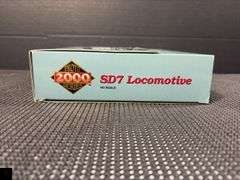 Proto 2000 Series HO Scale SD7 Locomotive Chessie System #1829