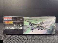 Monogram Arado Ar234C-3/4 1:48 Scale Model Kit #85-5979 - Factory Sealed