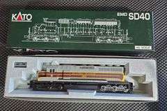 Kato EMD SD40 HO Scale Locomotive - Algoma Central #180