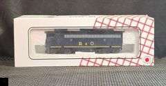 Stewart Hobbies HO Scale F7 Phase I Early A/B Set B&O Locomotive