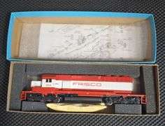Athearn HO Scale SD40-2 FRISCO #954 Power Locomotive in Box