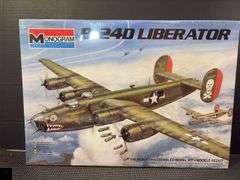 Monogram B-24D Liberator 1/48 Scale Model Kit #5604 Factory Sealed