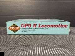 Proto 2000 Series GP9 II Locomotive, SP 5603, HO Scale