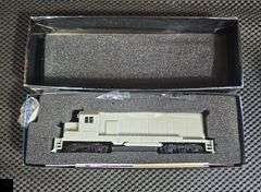 Bachmann Spectrum HO EMD GP35 Diesel Undecorated Locomotive