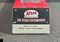 Atlas HO Scale GP-40 Locomotive Western Pacific #3508 - Item 8925