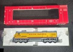 Atlas HO Scale C30-7 Union Pacific Locomotive #2530 - Item 8619