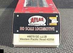 Atlas HO Scale GE U23B Locomotive Western Pacific #2258, Item 8679 - In Box