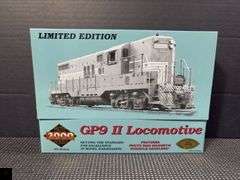 Proto 2000 Series GP9 II Locomotive, SP 5603, HO Scale