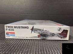 Monogram Twin Mustang F-82G 1/72 Scale Model Kit Sealed