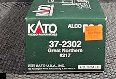 Kato HO Scale Alco RS-2 Locomotive Great Northern #217
