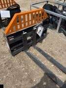 2025 Wolverine Skid Steer Hydraulic Adjustable Pallet Fork