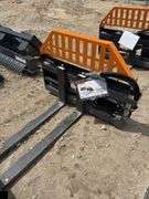2025 Wolverine Skid Steer Hydraulic Adjustable Pallet Fork