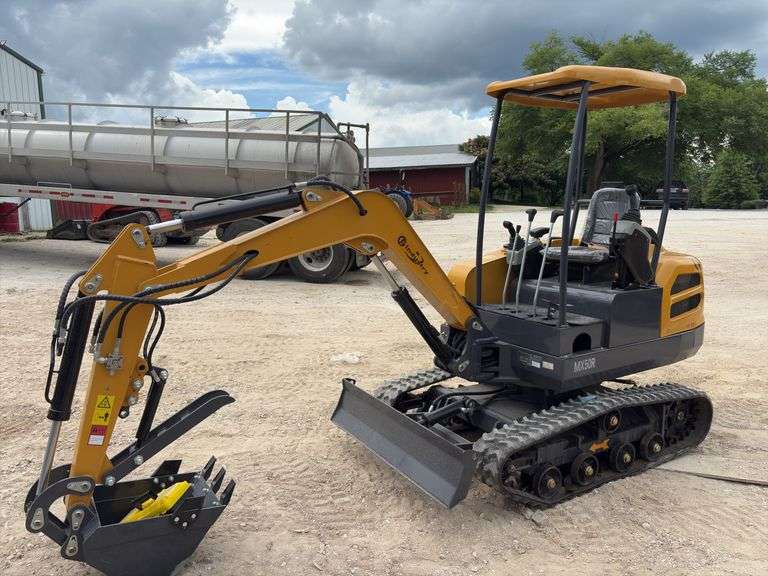CFG MX50R Mini Excavator image