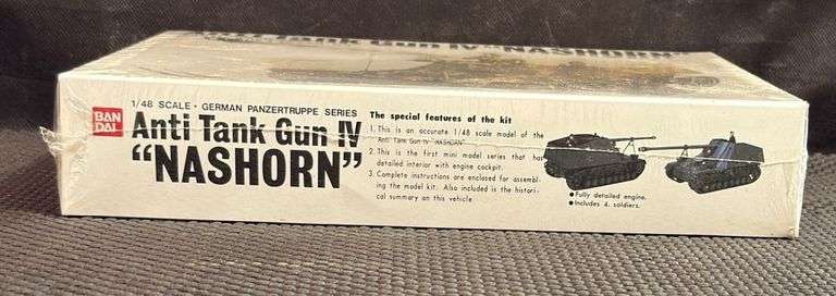 1/48 Anti Tank Gun IV "Nashorn" Model Kit