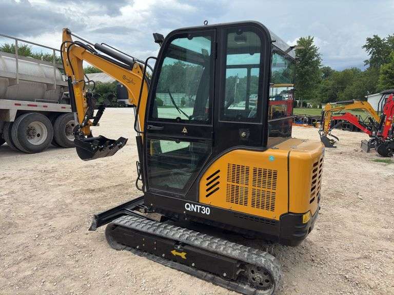 CFG Diesel QNT30 Mini Excavator