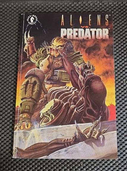 Aliens vs Predator DC Comics 1991, Graphic Novel, Eight-Chapter Compilation