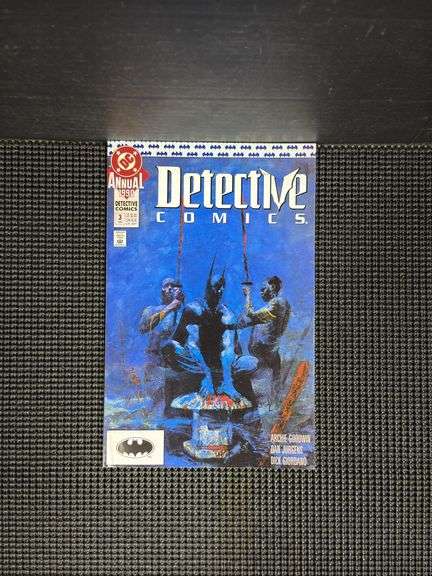 DC Comics, Detective Comics Annual 1990 Issue, No. 3, featuring Batman. Features cover pricing for US, Canada, and UK