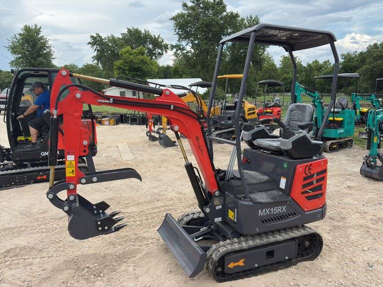 CFG MX15RX Mini Excavator image