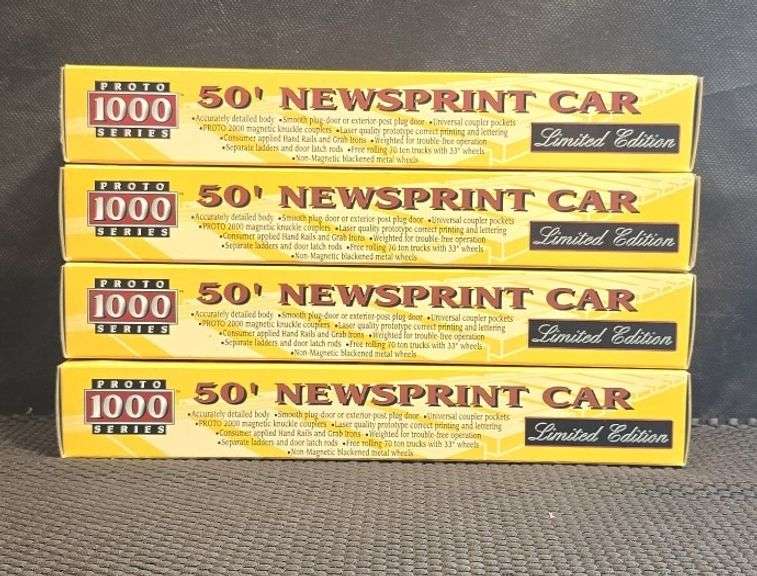 Proto 1000 Series HO Scale 50' Newsprint Car Lot