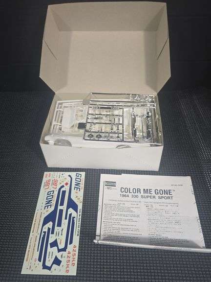 Lindberg 1964 Dodge 330 Super Stock "Color Me Gone" 1/25 Scale Model Kit