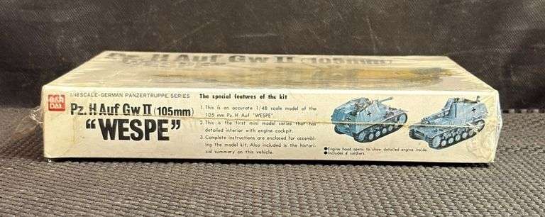 Bandai 1/48 Scale German Panzer WESPE Model Kit Sealed
