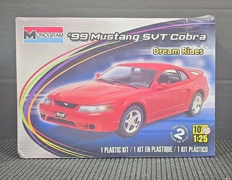 Monogram '99 Mustang SVT Cobra Dream Rides Model Kit