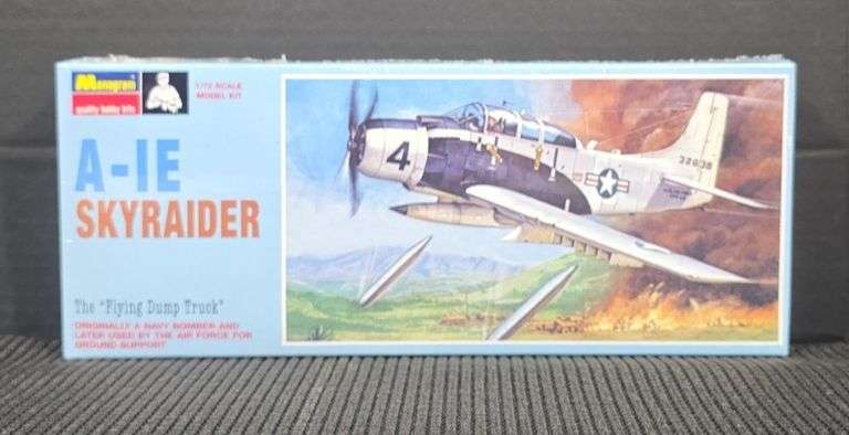 Monogram 1/72 A-1E Skyraider Model Kit - Factory Sealed