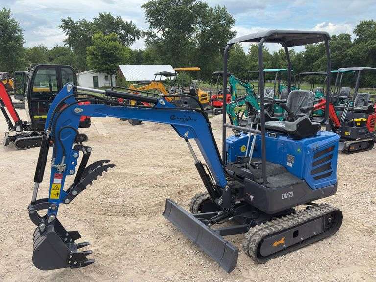 CFG Diesel DM20 Mini Excavator image