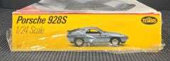Porsche 928S 1/24 Scale Model Kit #381