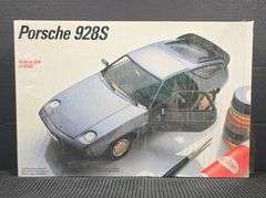 Porsche 928S 1/24 Scale Model Kit #381