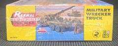 Renwal Blueprint Models Military Wrecker Truck 1/32 Scale Model Kit