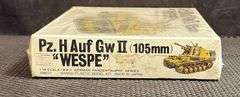 Bandai 1/48 Scale German Panzer WESPE Model Kit Sealed