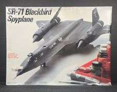 SR-71 Blackbird Spyplane 1/48 Scale Model Kit #584