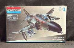 Monogram High Tech 1/48 F-4C/D Phantom Model Kit #5831