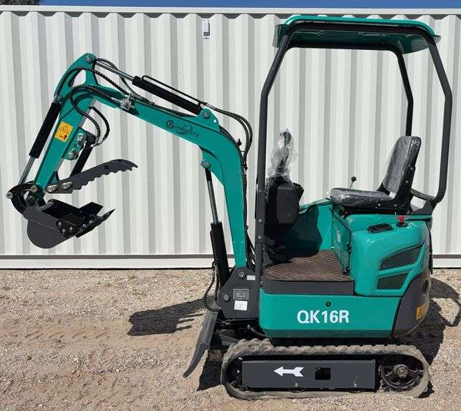 CFG QK16R Mini Excavator image