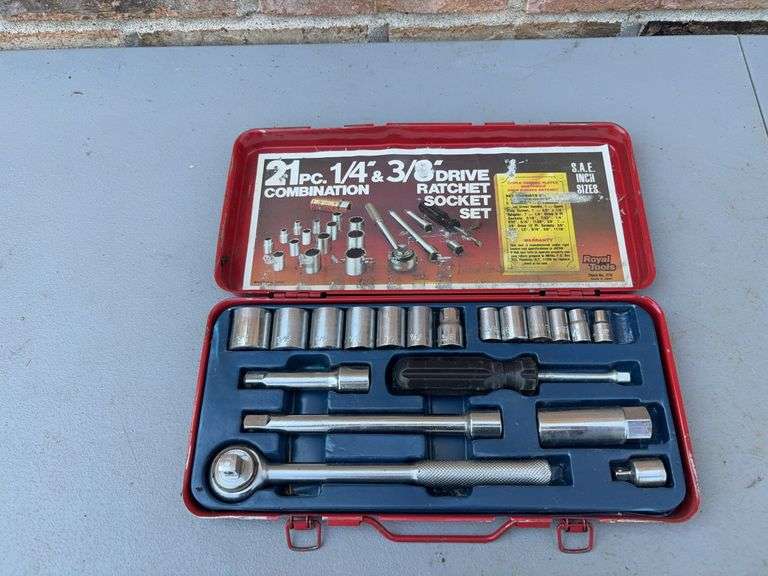 Socket Set