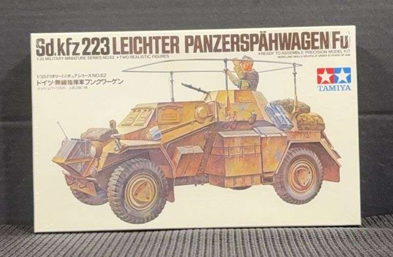 Tamiya 1/35 Scale Sd.Kfz 223 Leichter Panzerspähwagen Fu Model Kit MM162