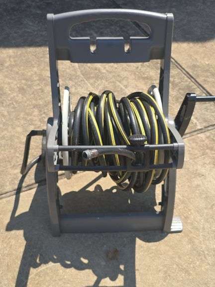 Hose reel and hose