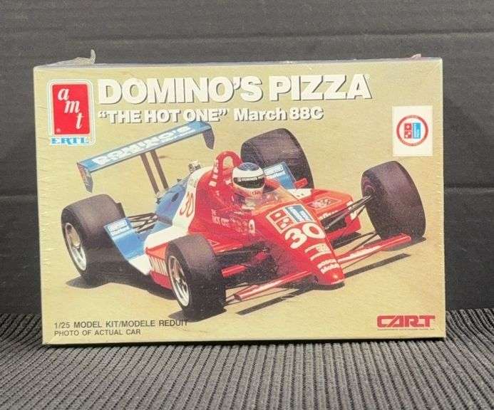 AMT ERTL Domino's Pizza "The Hot One" March 88C 1/25 Model Kit #6751